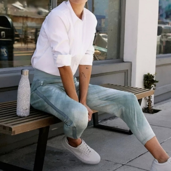 ATHLETA Nolita Slim Tapered Printed Crop Pants 4 - Picture 2 of 6